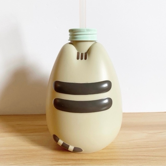 NEW Pusheen Cat Figural Cup Kawaii - Picture 3 of 3